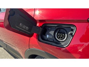 Vauxhall Grandland X 1.6 Hybrid4 300 Ultimate Nav 5dr Auto Hatchback