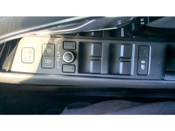 Land Rover Range Rover Evoque 2.0 D240 R-Dynamic HSE 5dr Auto Diesel Hatchback