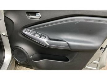 Nissan Juke 1.6 Hybrid N-Connecta 5dr Auto Hybrid Hatchback