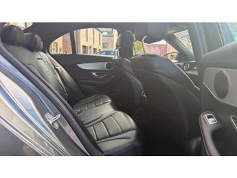 Mercedes-Benz C-Class C250d AMG Line Premium 4dr 9G-Tronic Diesel Saloon