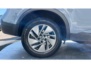Nissan Qashqai 1.3 DiG-T MH 158 Acenta Premium 5dr Xtronic Petrol Hatchback