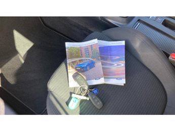 Ford Focus 1.0 EcoBoost Hybrid mHEV 155 Titanium 5dr Auto Petrol Estate