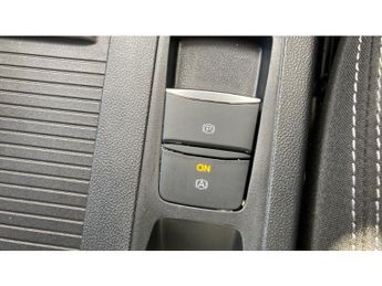 Ford Focus 1.0 EcoBoost Hybrid mHEV 155 Titanium 5dr Auto Petrol Estate