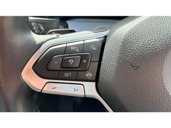 Volkswagen Golf 1.5 eTSI 150 Life 5dr DSG Petrol Hatchback