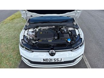 Volkswagen Golf 1.5 eTSI 150 Life 5dr DSG Petrol Hatchback