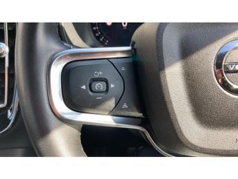Volvo XC40 2.0 B3P Core 5dr Auto Petrol Estate
