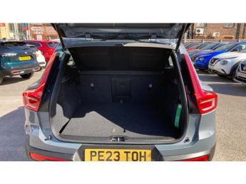 Volvo XC40 2.0 B3P Core 5dr Auto Petrol Estate