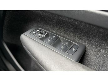 Volvo XC40 2.0 D4 [190] R DESIGN Pro 5dr AWD Geartronic Diesel Estate