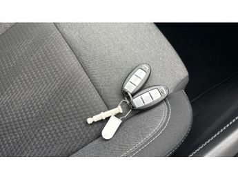 Nissan Qashqai 1.3 DiG-T MH 158 N-Connecta 5dr Xtronic Petrol Hatchback