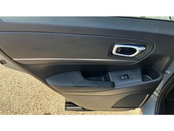 Honda HR-V 1.5 eHEV Advance 5dr CVT Hybrid Hatchback