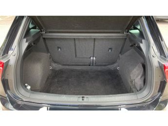 Volkswagen Tiguan 2.0 TDI 200 4Motion R-Line 5dr DSG Diesel Estate