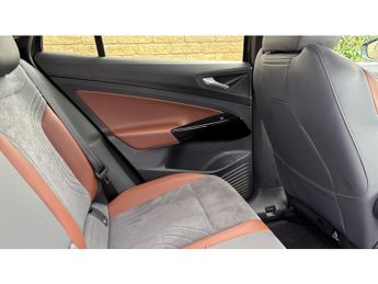 Volkswagen ID.4 150kW 1ST Edition Pro Performance 77kWh 5dr Auto Electric Estate