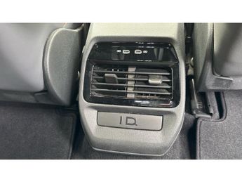 Volkswagen ID.4 150kW 1ST Edition Pro Performance 77kWh 5dr Auto Electric Estate