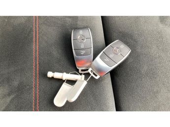 Mercedes-Benz GLB 200 AMG Line Premium Plus 5dr 7G-Tronic Petrol Estate