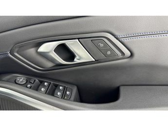 BMW 3 Series 320i M Sport 4dr Step Auto [Pro Pack] Petrol Saloon