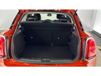 MINI Hatchback 1.5 Cooper II 5dr Auto [Chili Pack] Petrol Hatchback