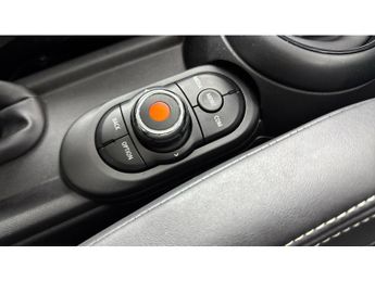 MINI Hatchback 1.5 Cooper II 5dr Auto [Chili Pack] Petrol Hatchback