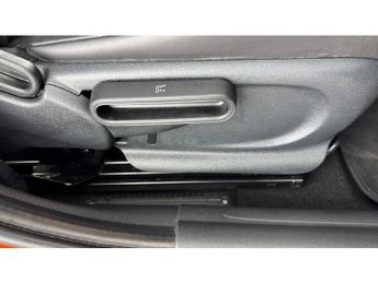 MINI Hatchback 1.5 Cooper II 5dr Auto [Chili Pack] Petrol Hatchback