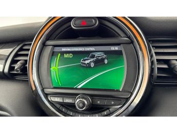 MINI Hatchback 1.5 Cooper II 5dr Auto [Chili Pack] Petrol Hatchback
