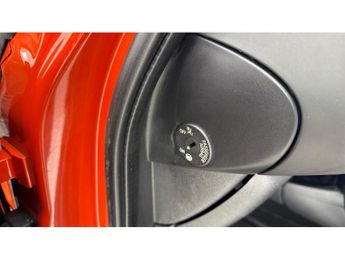 MINI Hatchback 1.5 Cooper II 5dr Auto [Chili Pack] Petrol Hatchback