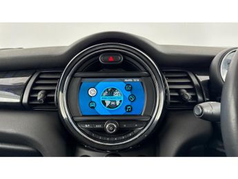 MINI Hatchback 1.5 Cooper II 5dr Auto [Chili Pack] Petrol Hatchback