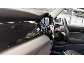 MINI Hatchback 1.5 Cooper Classic 5dr Auto Petrol Hatchback