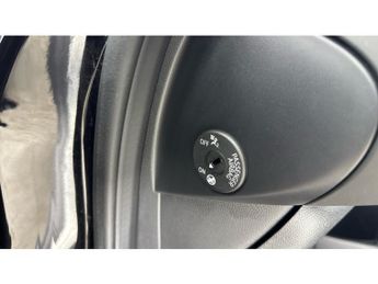 MINI Hatchback 135kW Cooper S Level 2 33kWh 3dr Auto Electric Hatchback