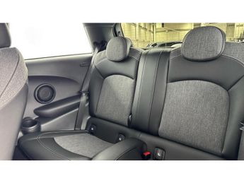 MINI Hatchback 135kW Cooper S Level 2 33kWh 3dr Auto Electric Hatchback