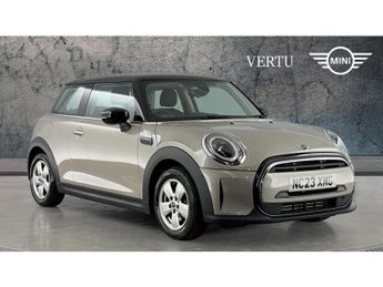 MINI Hatch 1.5 Cooper Classic 3dr Auto [Comfort/Nav Pack] Petrol Hatchback