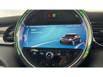 MINI Hatchback 1.5 Cooper Classic 3dr Auto [Comfort/Nav Pack] Petrol Hatchback