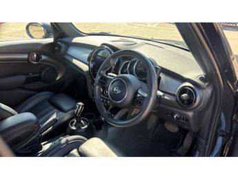 MINI Hatchback 1.5 Cooper Exclusive Premium 3dr Auto Petrol Hatchback