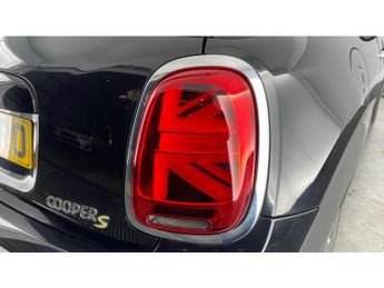 MINI Hatchback 135kW Cooper S Level 1 33kWh 3dr Auto Electric Hatchback