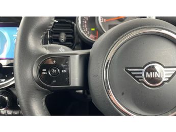 MINI Hatchback 1.5 Cooper Classic 5dr Auto Petrol Hatchback