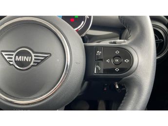 MINI Hatchback 1.5 Cooper Classic Premium 3dr Auto Petrol Hatchback