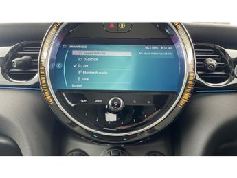 MINI Hatchback 1.5 Cooper Classic Premium 3dr Auto Petrol Hatchback