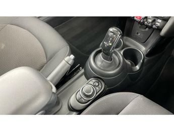 MINI Hatchback 1.5 Cooper Classic 3dr Auto Petrol Hatchback