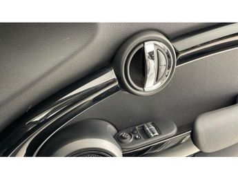 MINI Hatchback 1.5 Cooper Classic 3dr Auto Petrol Hatchback