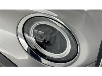 MINI Hatchback 1.5 Cooper Classic 3dr Auto Petrol Hatchback