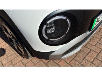 Hyundai INSTER 85kW 02 49kWh 5dr Auto Electric Hatchback