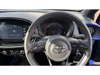 Toyota Aygo X 1.0 VVT-i Edge 5dr Auto Petrol Hatchback