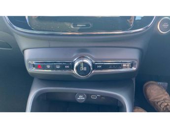 Volvo XC40 2.0 B3P Core 5dr Auto Petrol Estate