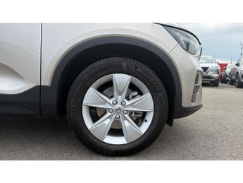 Volvo XC40 2.0 B3P Core 5dr Auto Petrol Estate