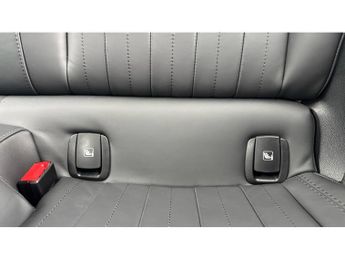 MINI Hatchback 1.5 Cooper Exclusive Premium 3dr Auto Petrol Hatchback