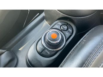 MINI Hatchback 1.5 Cooper Exclusive II 3dr Auto [Comfort/Nav Pck] Petrol Hatchb