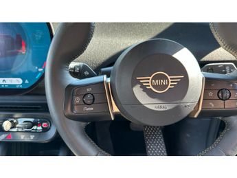 MINI Cooper 135kW E Classic 41kWh 3dr Auto Electric Hatchback