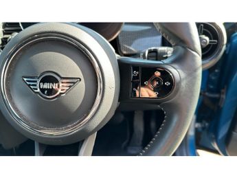 MINI Hatchback 1.5 Cooper Exclusive 3dr Auto Petrol Hatchback