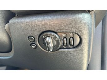 MINI Hatchback 1.5 Cooper Exclusive 3dr Auto Petrol Hatchback