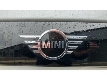 MINI Hatchback 1.5 Cooper Classic Premium 3dr Auto Petrol Hatchback