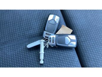 Audi Q5 40 TDI Quattro S Line 5dr S Tronic Diesel Estate