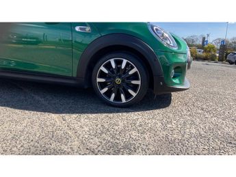 MINI Hatchback 135kW Cooper S Level 3 33kWh 3dr Auto Electric Hatchback